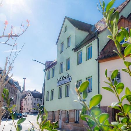 Haus99 Budget Pension & Apartments Fürth Dış mekan fotoğraf