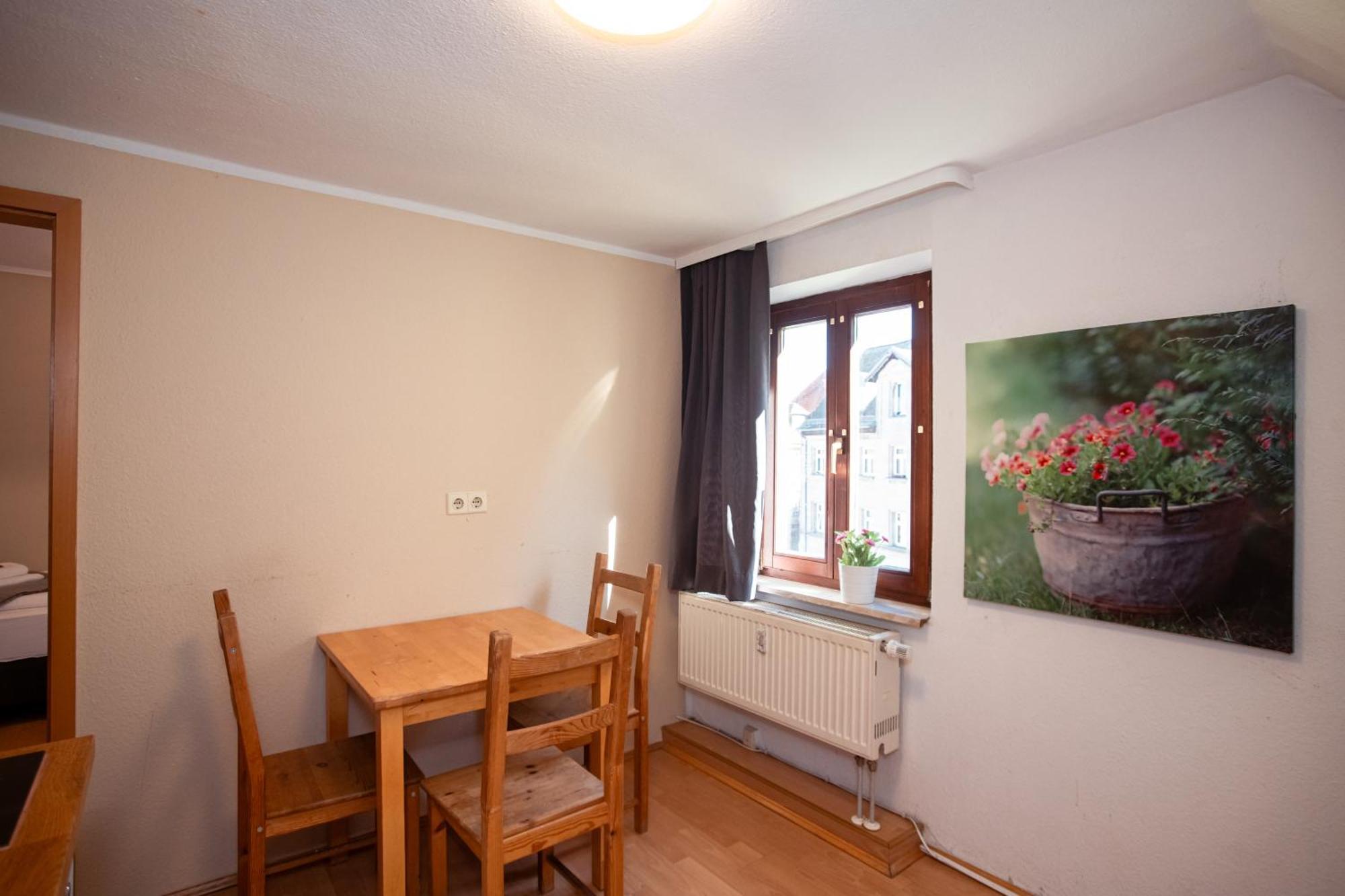 Haus99 Budget Pension & Apartments Fürth Dış mekan fotoğraf