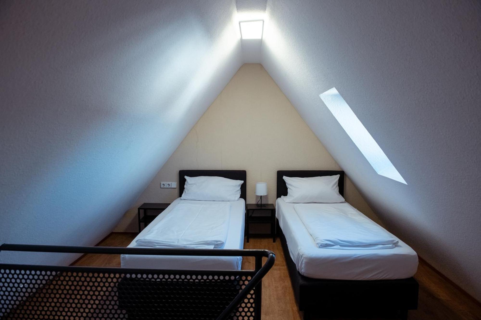 Haus99 Budget Pension & Apartments Fürth Dış mekan fotoğraf